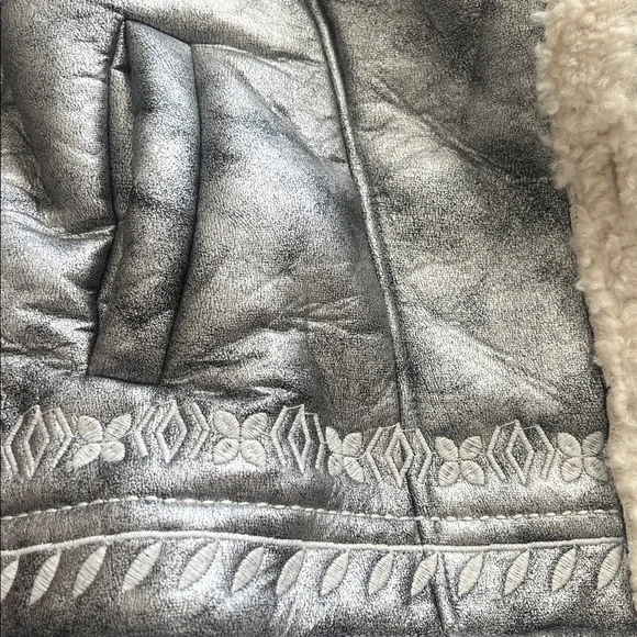 NKN Nekane Gaia Silver Faux Leather Embroidered Aviator Bomber Jacket Small - Picture 5 of 12